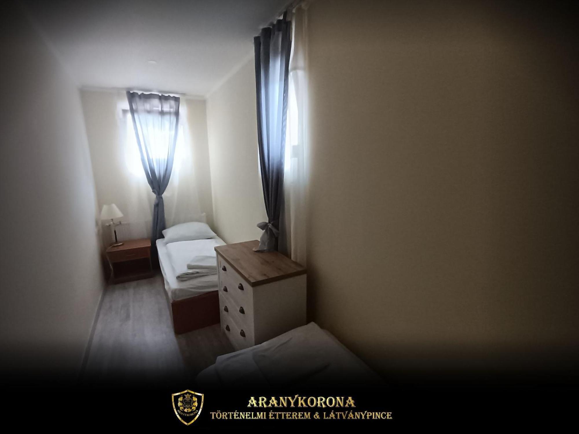 Aranykorona Apartmanház Miskolc Kültér fotó